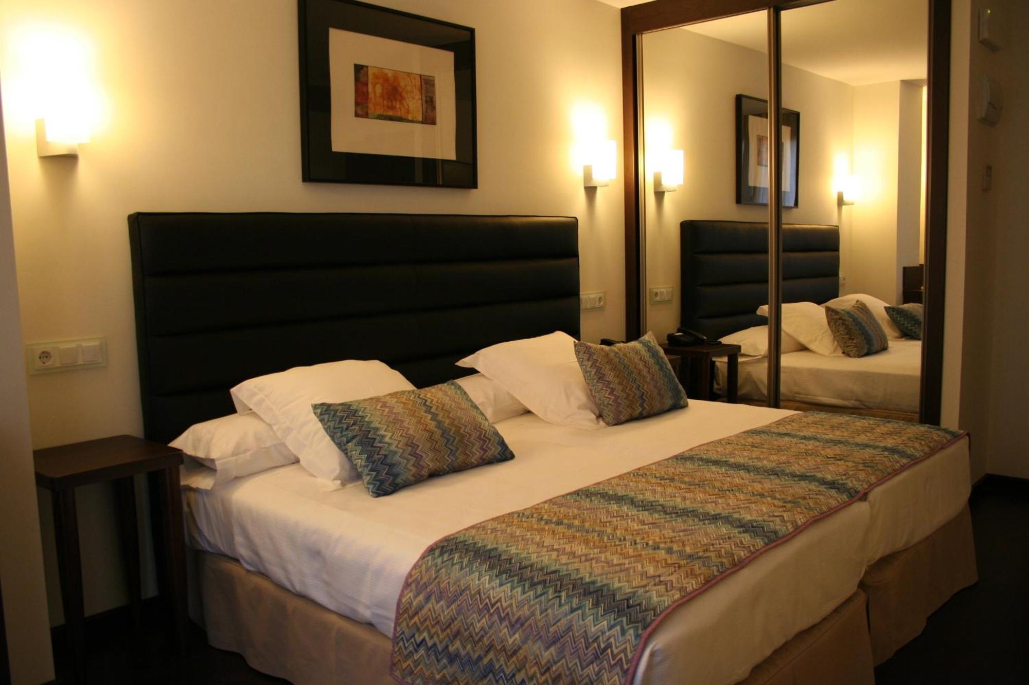 Hotel Villa Rosario Ii, Edificio Moderno Ribadesella Zewnętrze zdjęcie