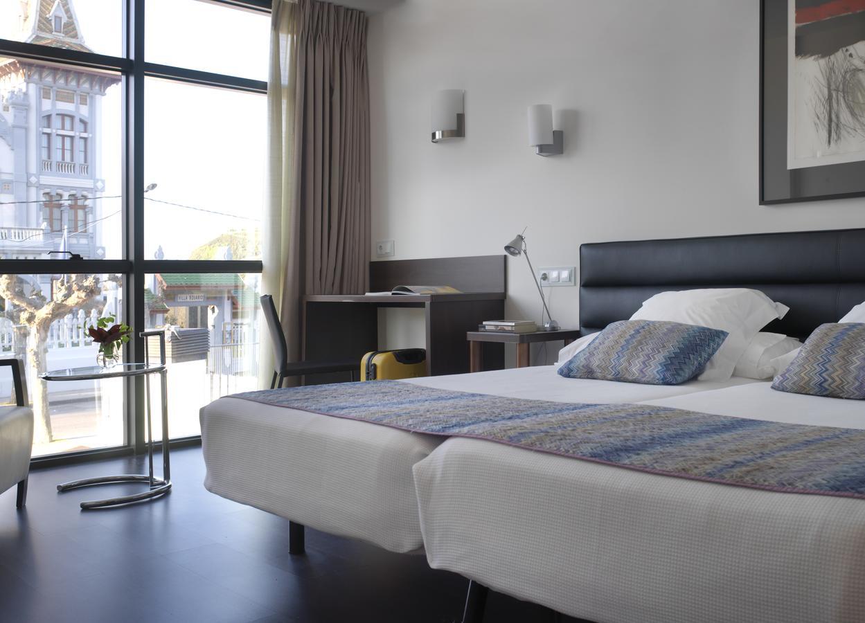 Hotel Villa Rosario Ii, Edificio Moderno Ribadesella Zewnętrze zdjęcie